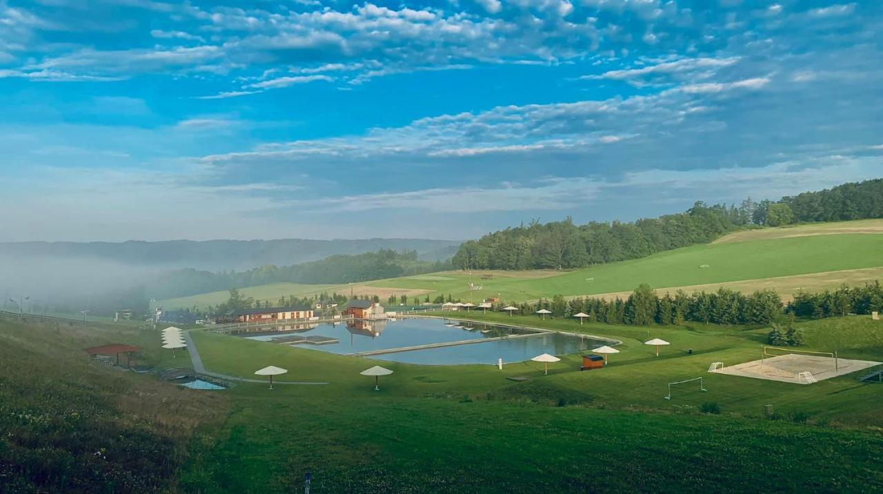 فندق Heipark Tosovice المظهر الخارجي الصورة